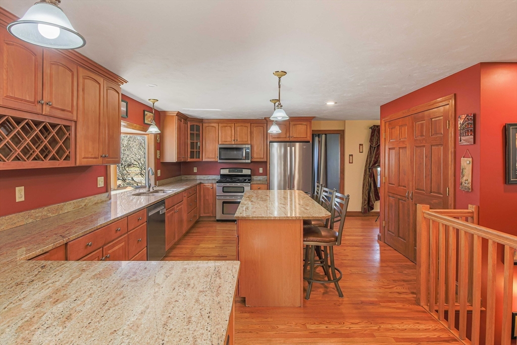 26 Middlemost Way Stow, MA 01775 - Photo 4 of 41