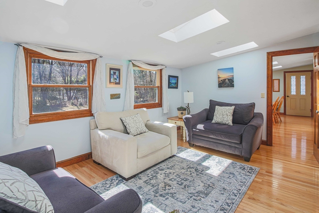 26 Middlemost Way Stow, MA 01775 - Photo 8 of 41