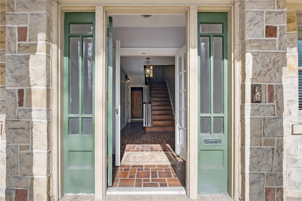 1287 Washington Road Pittsburgh, PA 15228 - Photo 3 of 48 Vestibule entry