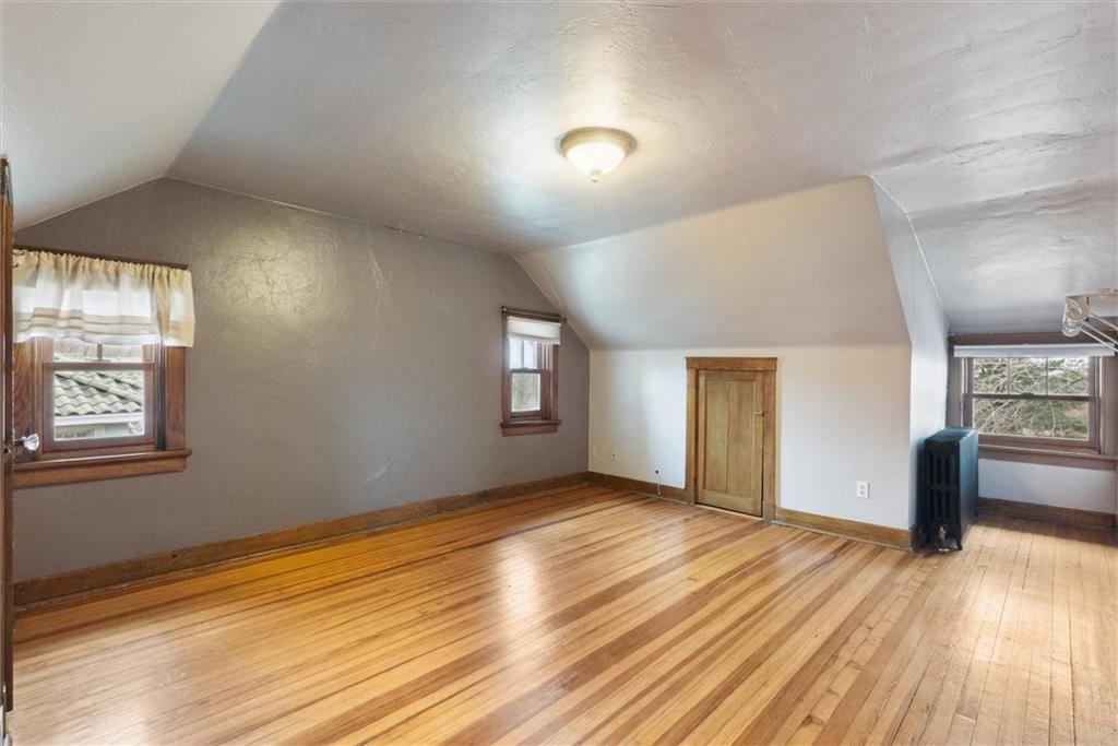 1287 Washington Road Pittsburgh, PA 15228 - Photo 32 of 48 Bedroom 4