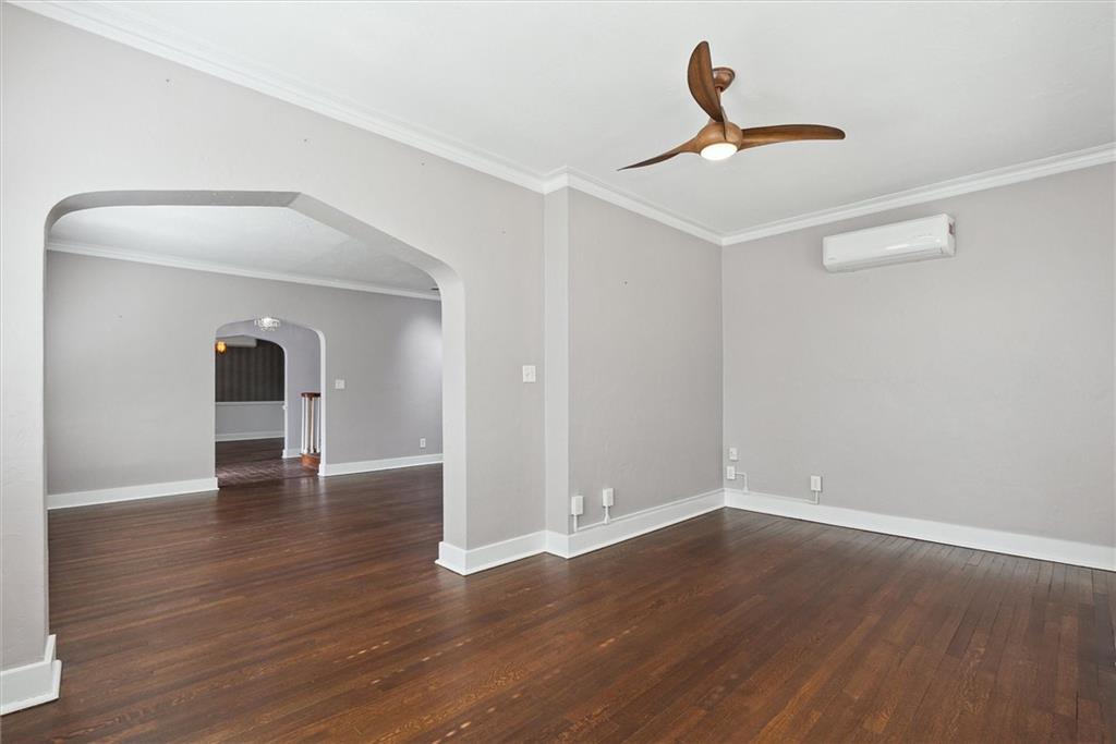 1287 Washington Road Pittsburgh, PA 15228 - Photo 9 of 48 Looking into living room