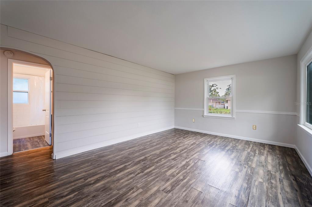 1700 Trotter Road Largo, FL 33774 - Photo 9 of 26 Gallery Image 9