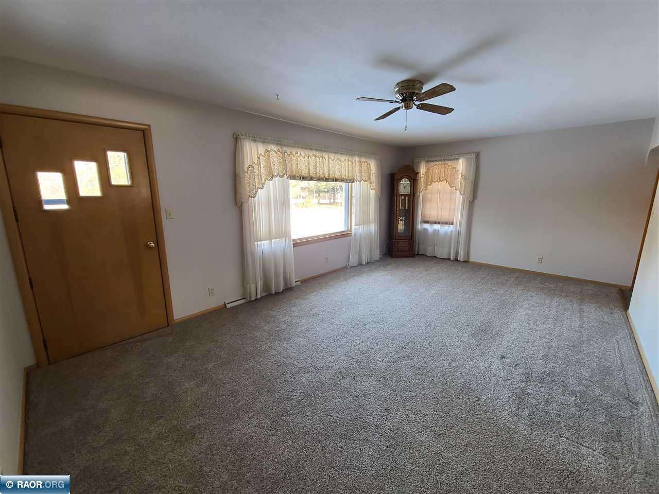 11970 Lindquist Road Hibbing, MN 55746 - Photo 9 of 33