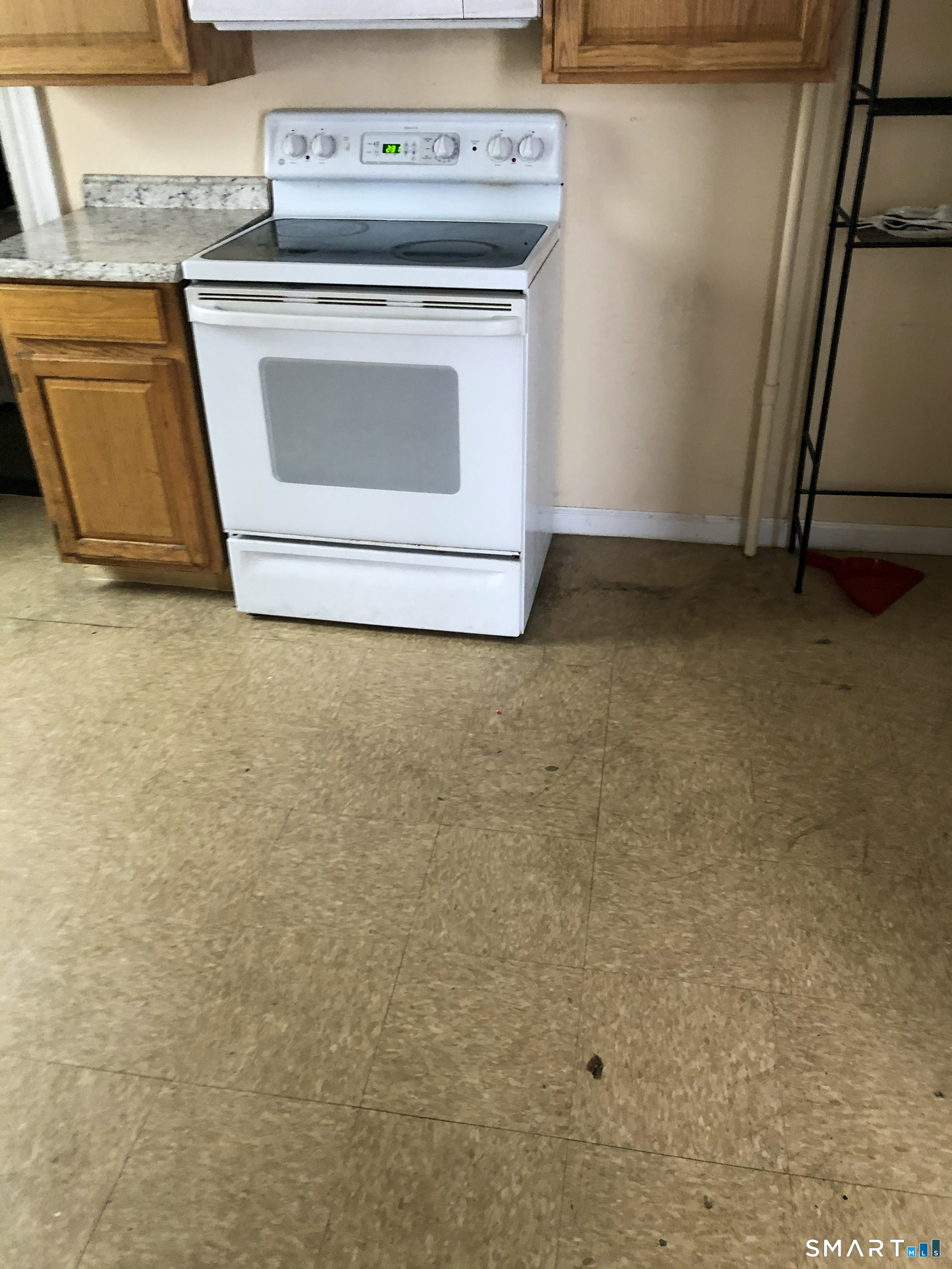 9 Pierpont Street Waterbury, CT 06708 - Photo 13 of 39