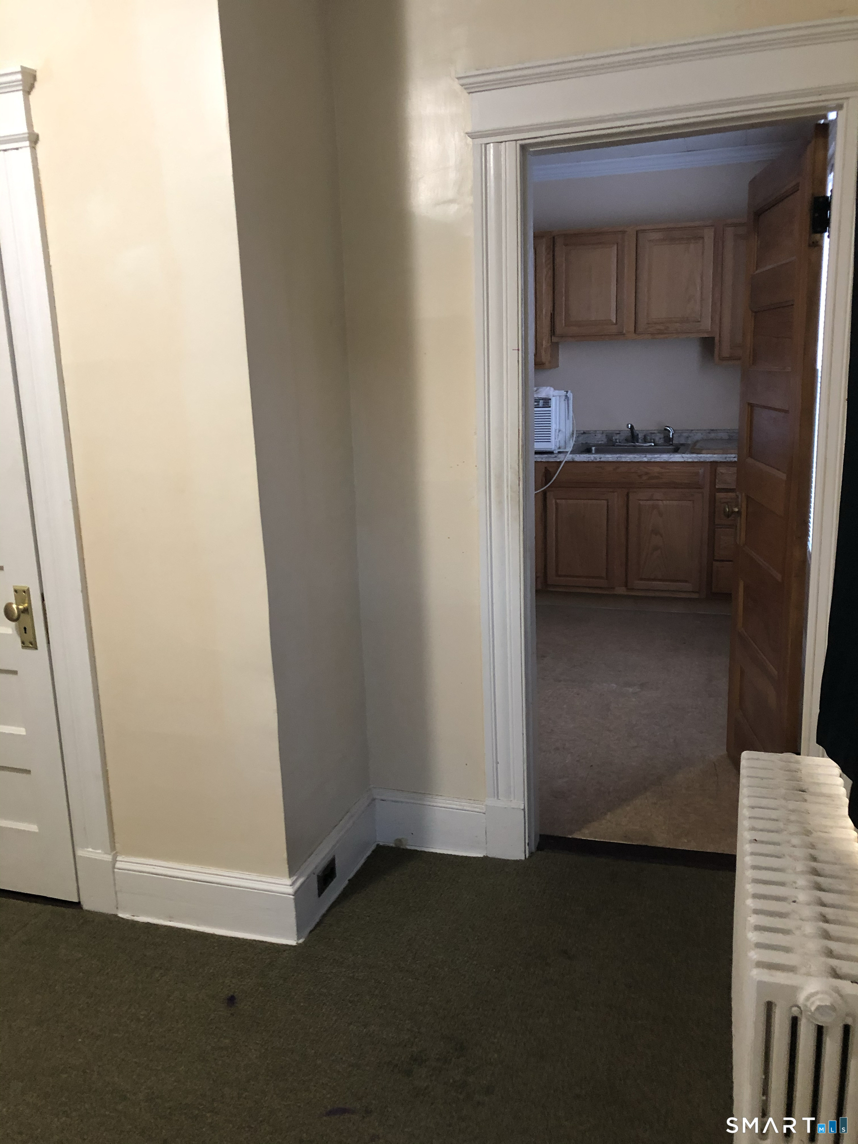 9 Pierpont Street Waterbury, CT 06708 - Photo 27 of 39