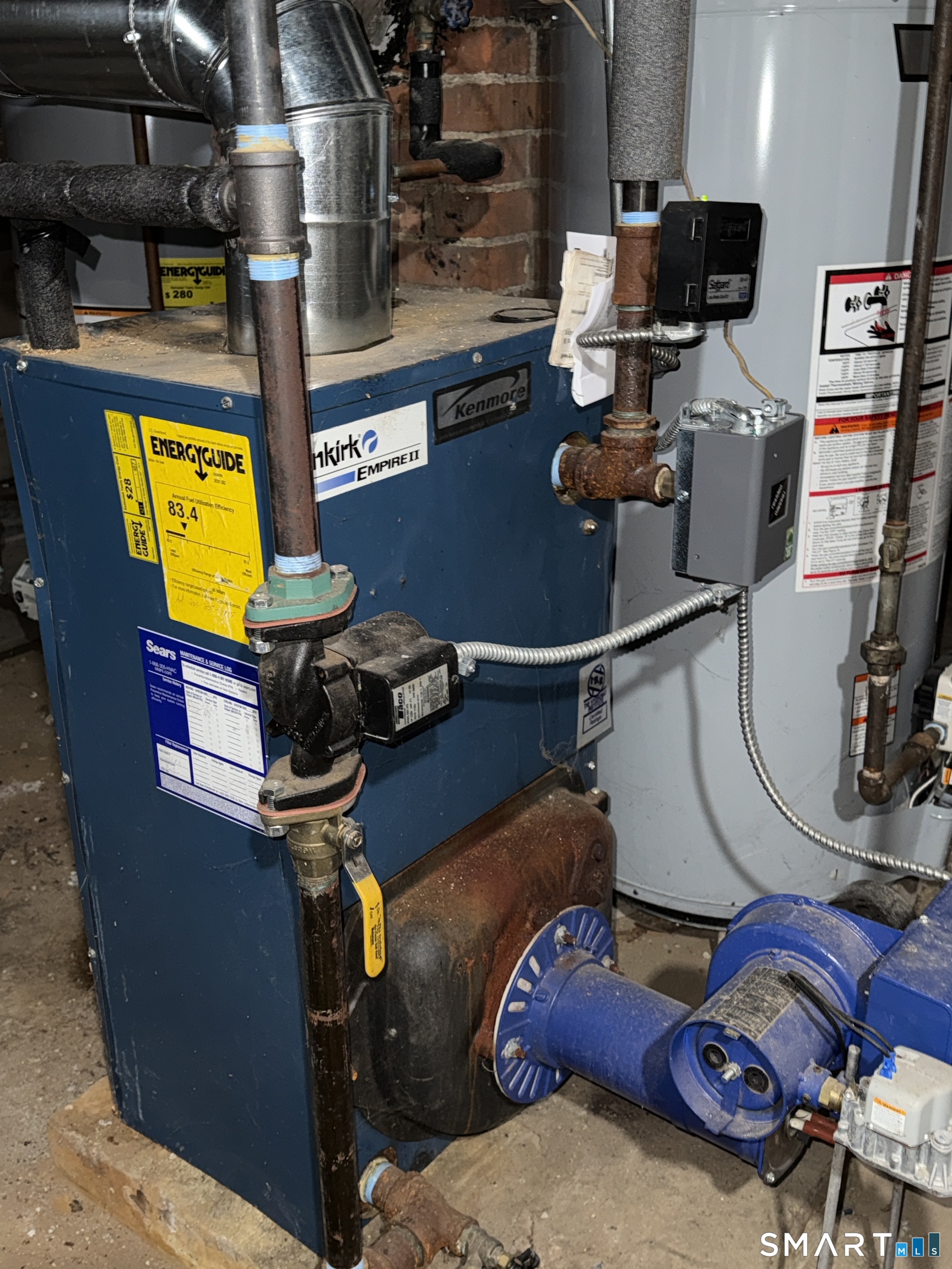 9 Pierpont Street Waterbury, CT 06708 - Photo 8 of 39