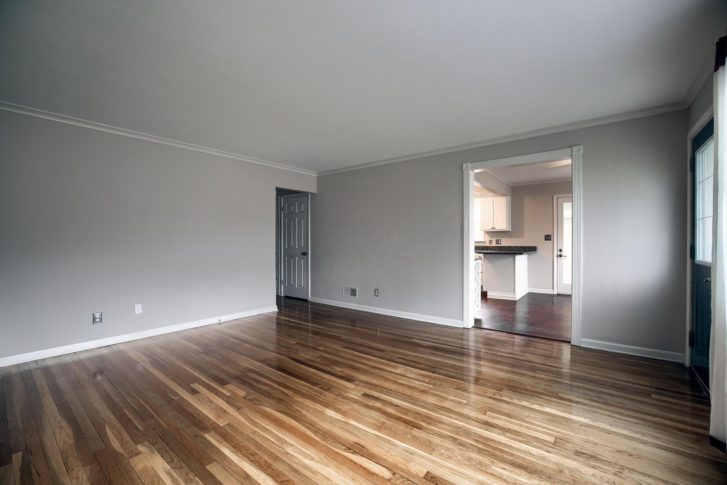 2799 Tudor Road Columbus, OH 43209 - Photo 5 of 44 Gallery Image 5