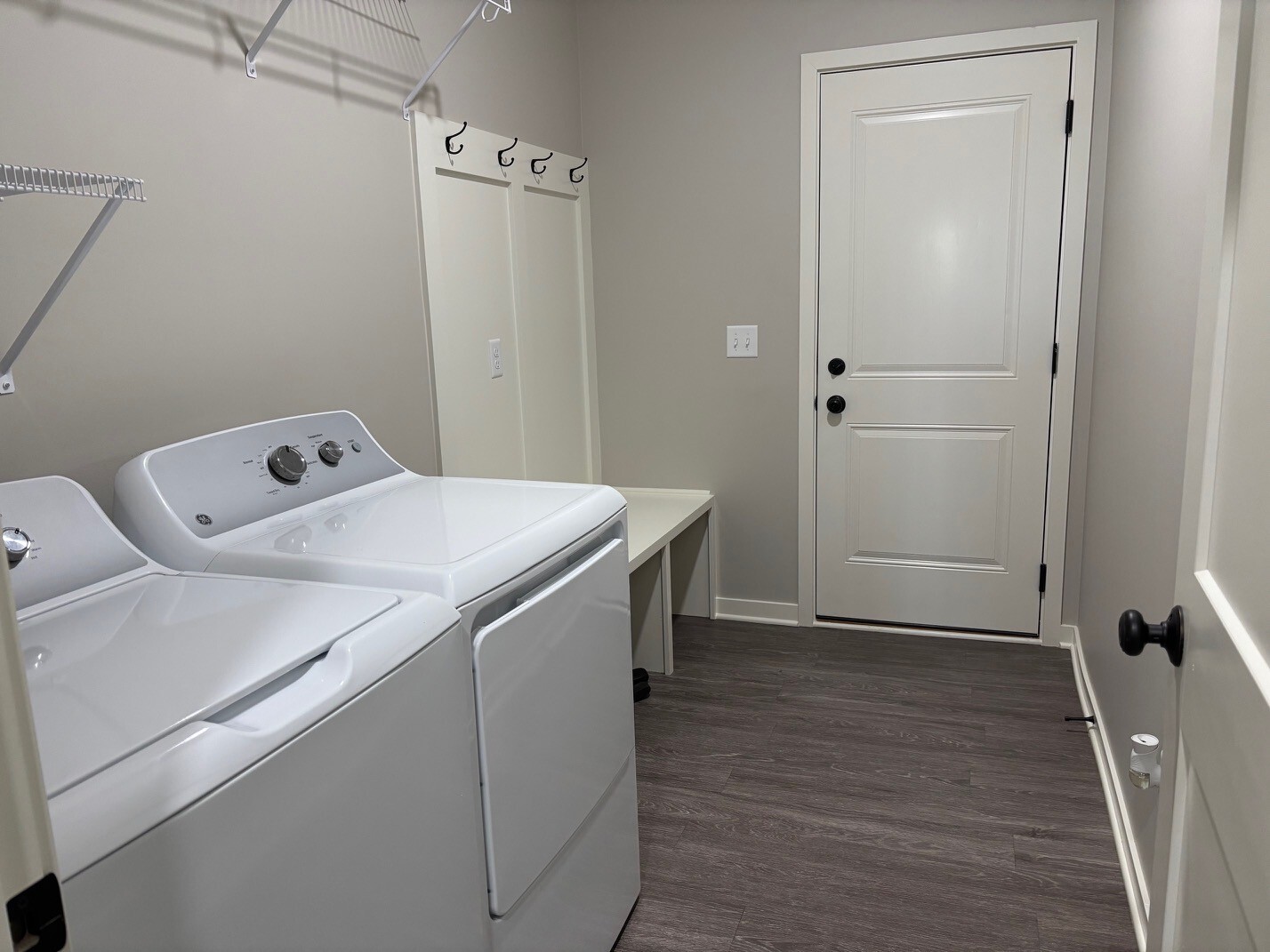 608 Anjali Court, Unit L Sycamore, IL 60178 - Photo 24 of 26 a utility room with dryer and washer