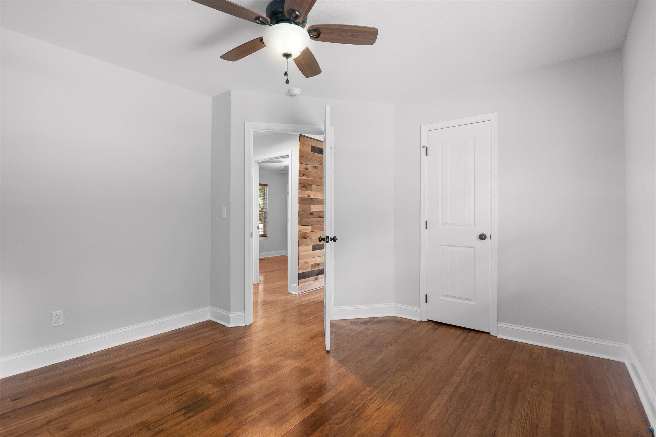517 Lullwater Road Chattanooga, TN 37405 - Photo 8 of 12 06-Lullwater-12