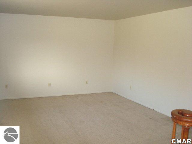 3355 South Isabella Road Mount Pleasant, MI 48858 - Photo 9 of 25 1772912-8.JPG