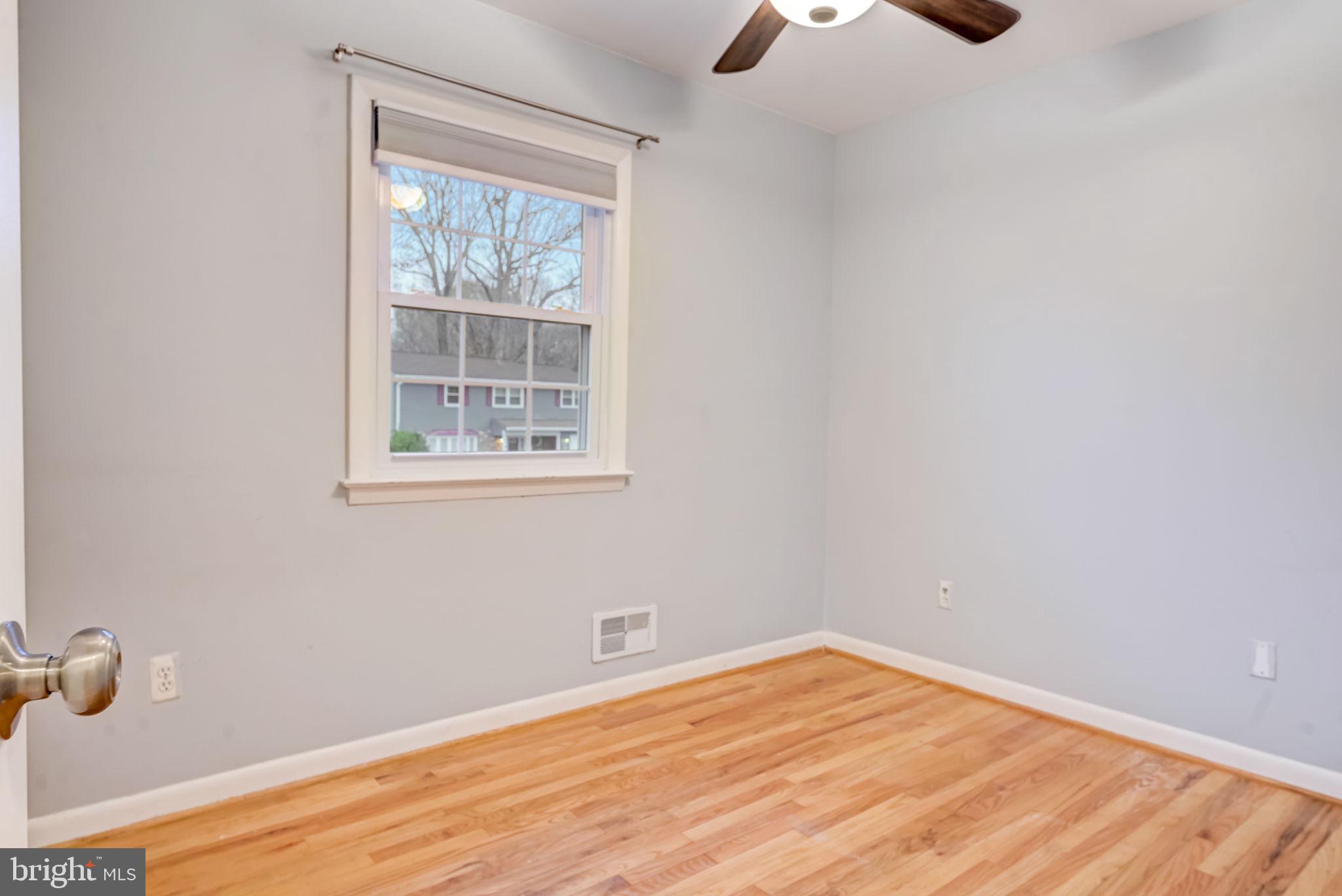 7203 Hadlow Drive Springfield, VA 22152 - Photo 24 of 40