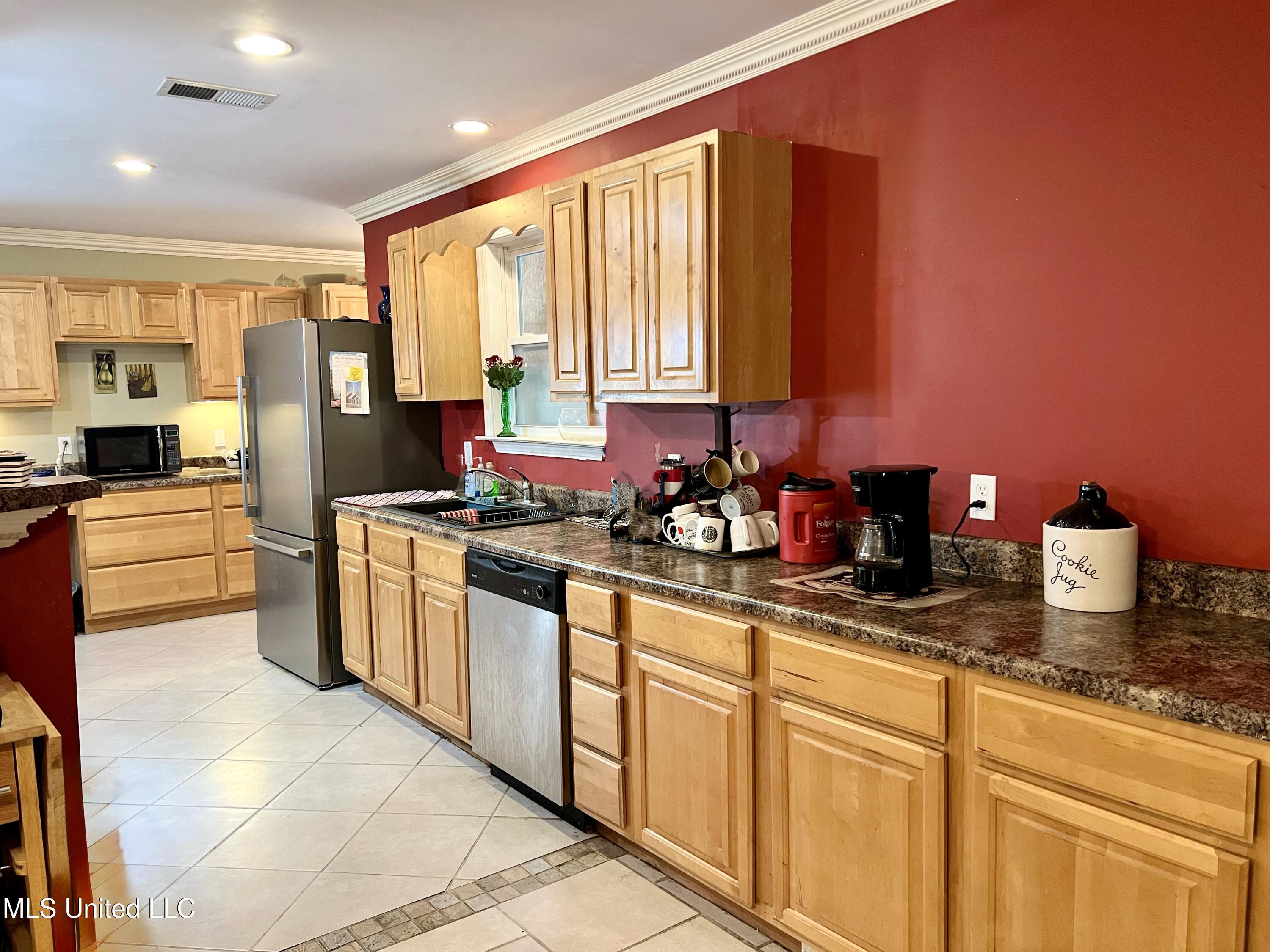 7904 Pointe Aux Chenes Road Ocean Springs, MS 39564 - Photo 5 of 21 IMG_8493