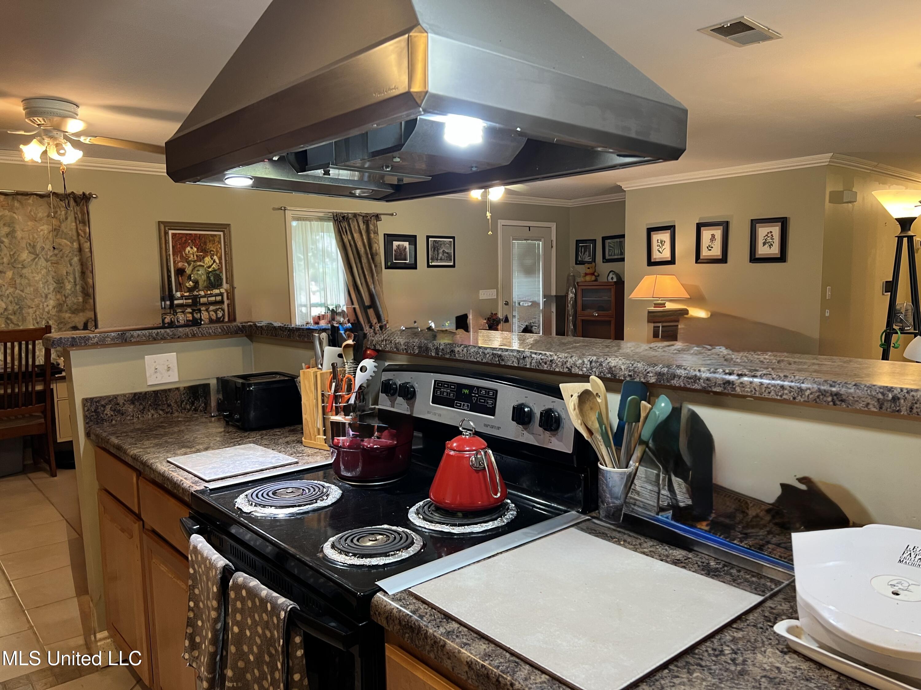 7904 Pointe Aux Chenes Road Ocean Springs, MS 39564 - Photo 7 of 21 IMG_8511