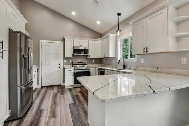 $285,000 | 615 South Wisconsin Avenue, Rice Lake, WI 54868