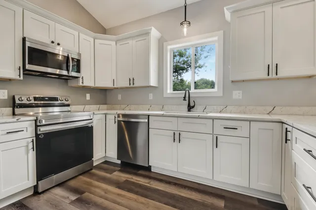 $285,000 | 615 South Wisconsin Avenue, Rice Lake, WI 54868