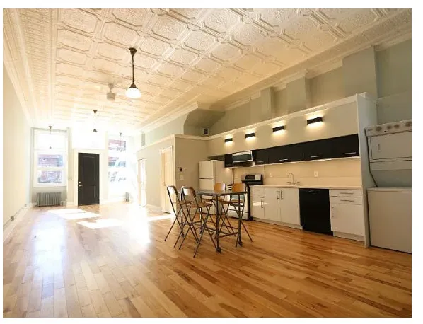 $2,500 | 1316 West Erie Street, Unit 1E, Chicago, IL 60642