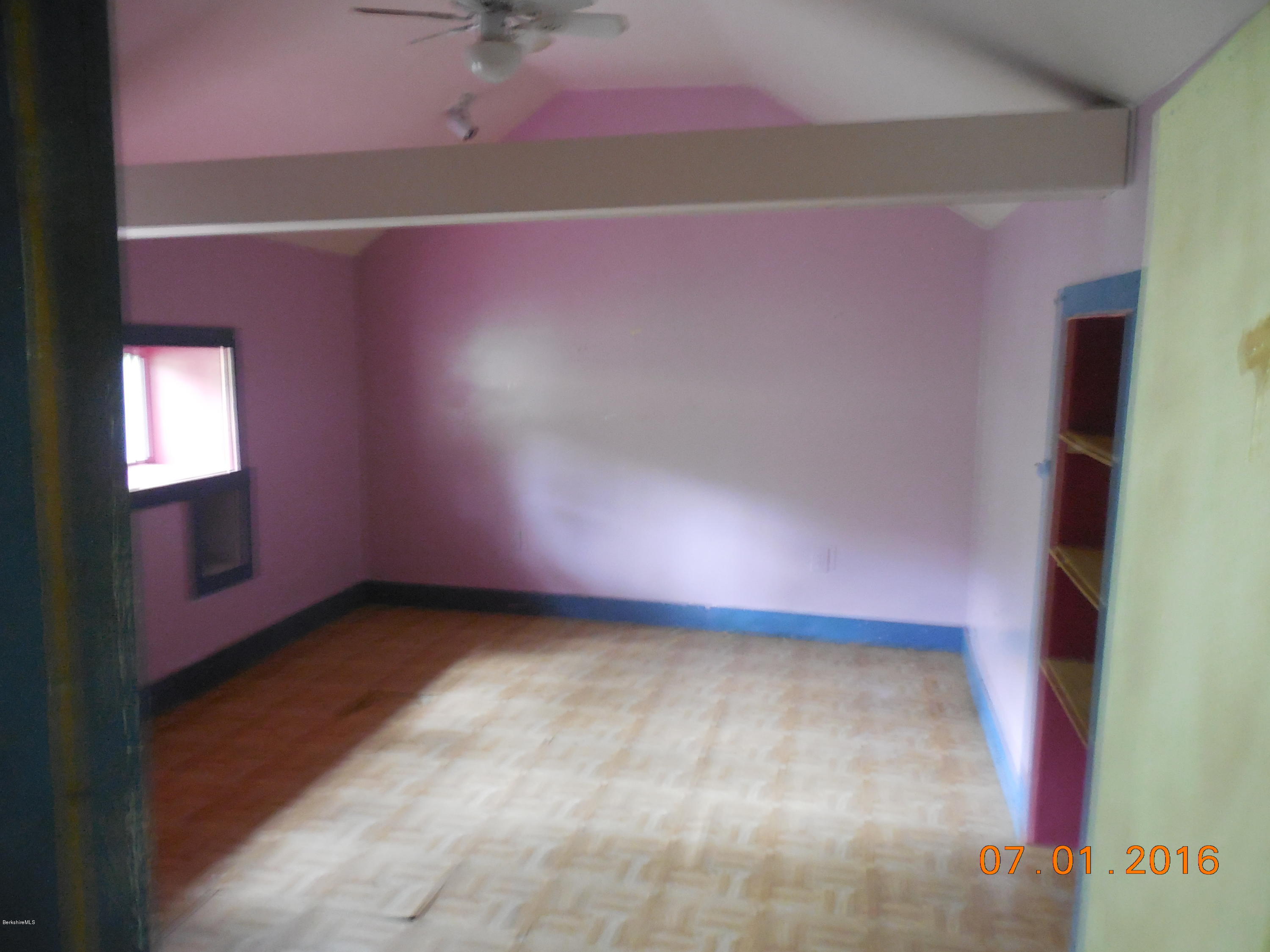 2256 Hancock Road Williamstown, MA 01267 - Photo 10 of 25 DSCN2303