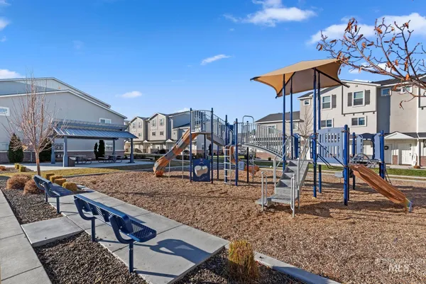 $1,079,000 | 5664 East Surfers Point Lane, Nampa, ID 83687