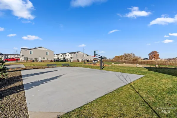 $1,079,000 | 5664 East Surfers Point Lane, Nampa, ID 83687