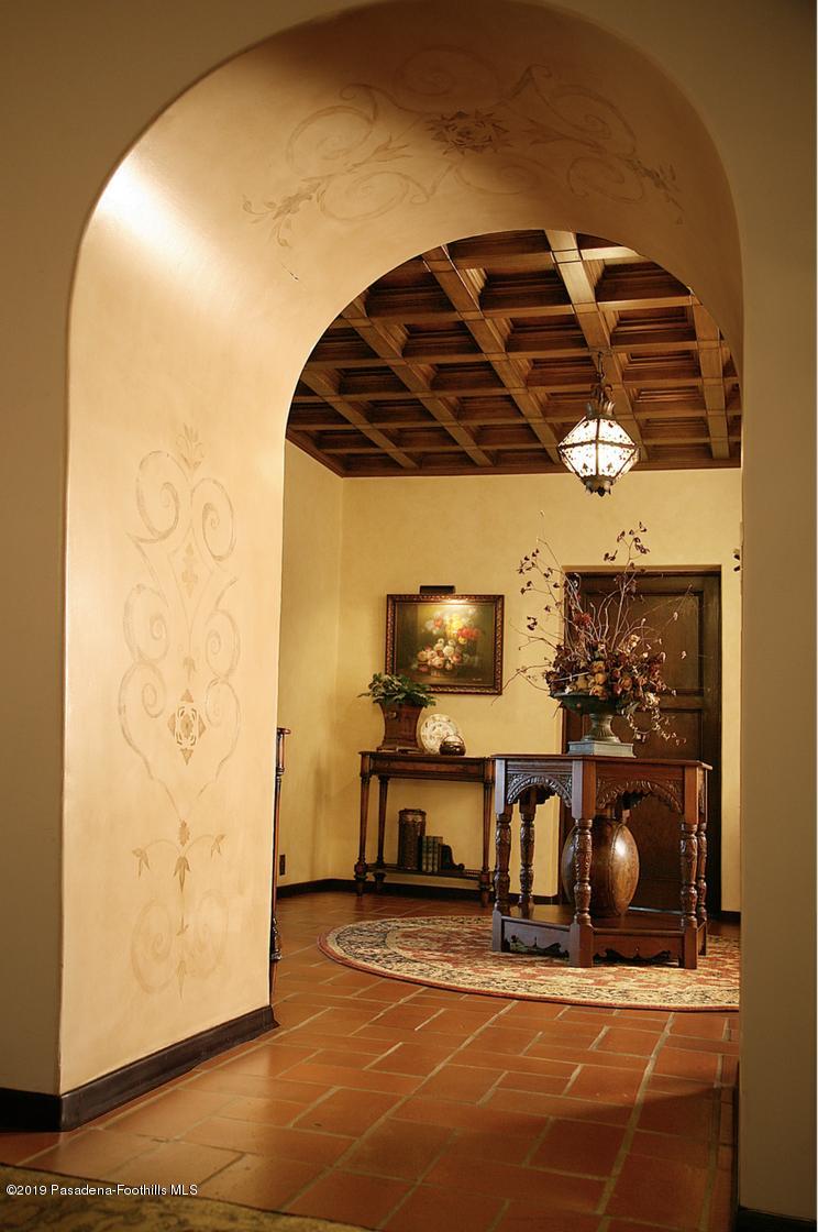 2288 Villa Heights Road Pasadena, CA 91107 - Photo 9 of 78 Screen Shot 2019-07-25 at 1.39.05 PM