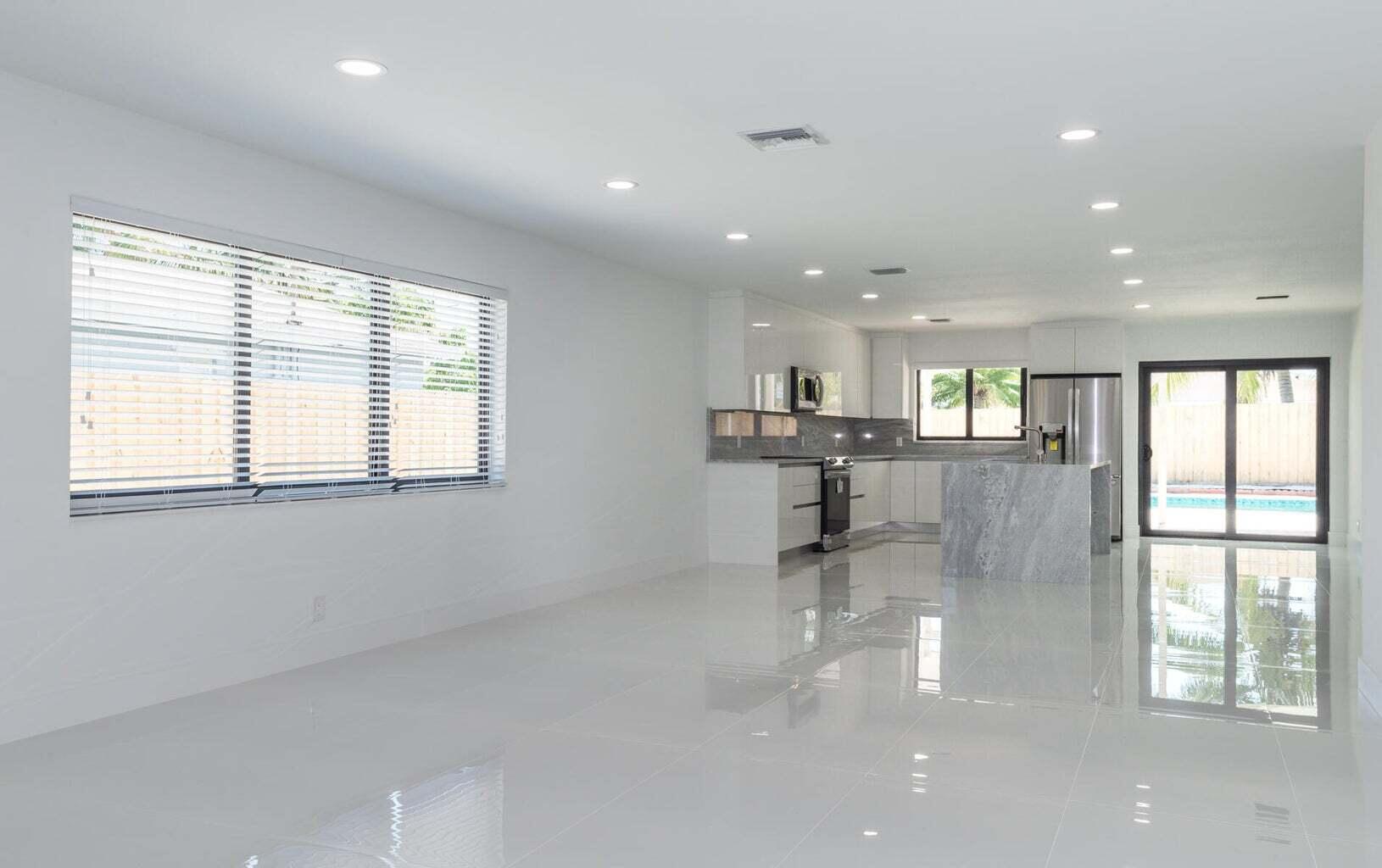 524 Northwest 53rd Street Boca Raton, FL 33487 - Photo 6 of 36 20210929223511054286000000-o