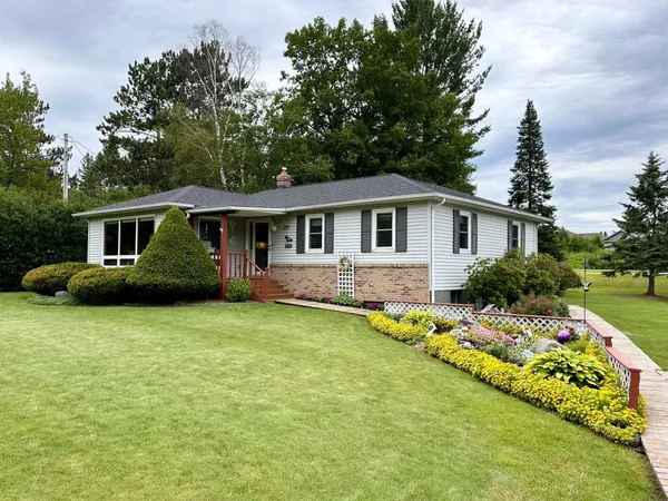 $425,000 | 177 Wagon Road, Esko, MN 55733