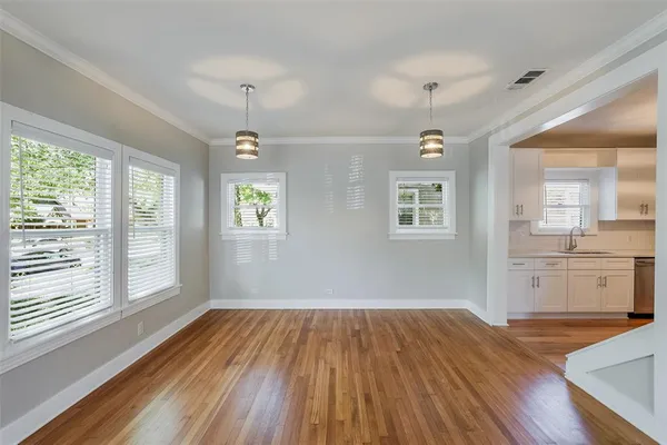 $2,450 | 3125 Odessa Avenue, Fort Worth, TX 76109