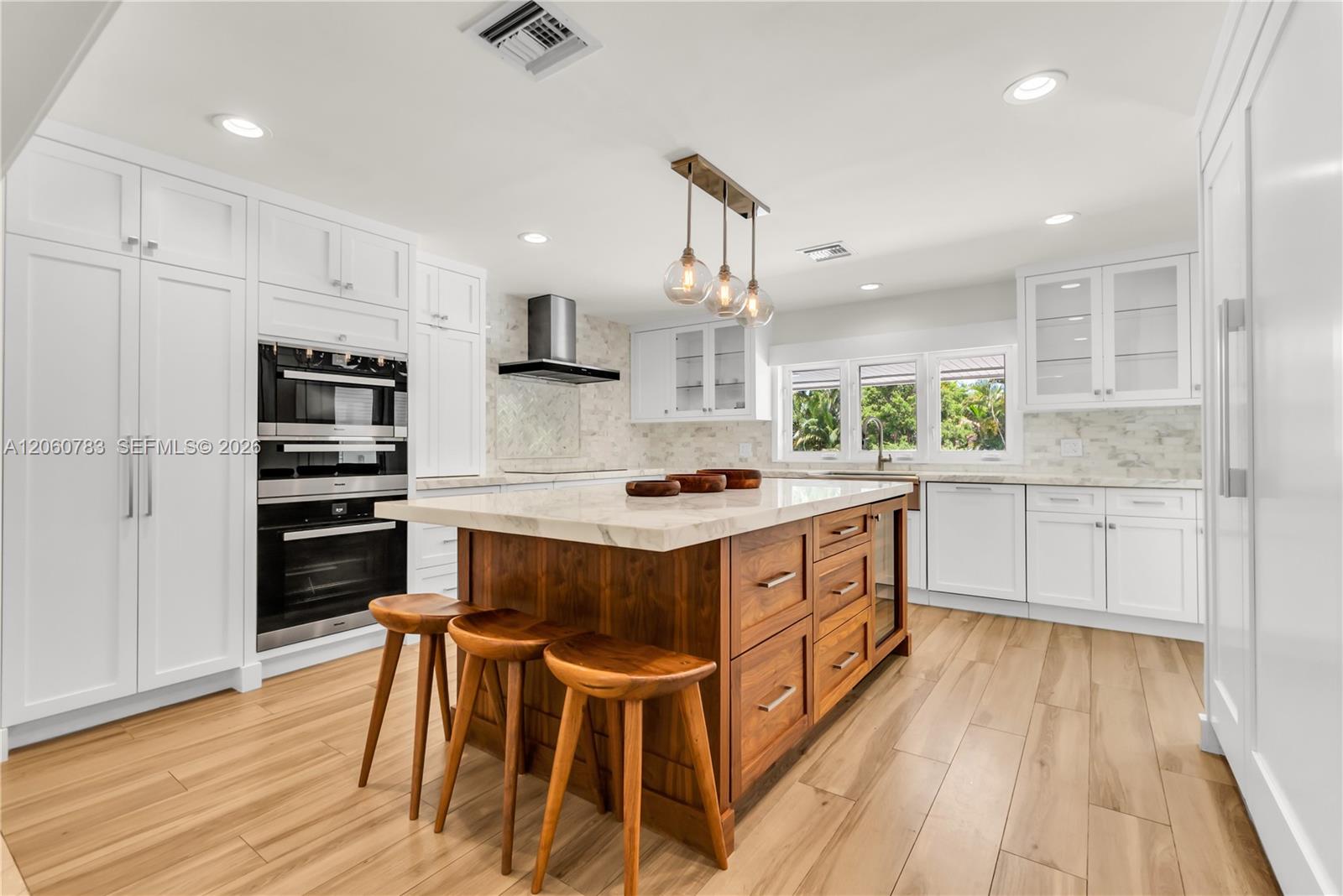 451 Ridge Road Miami, FL 33143 - Photo 7 of 76 Gallery Image 7