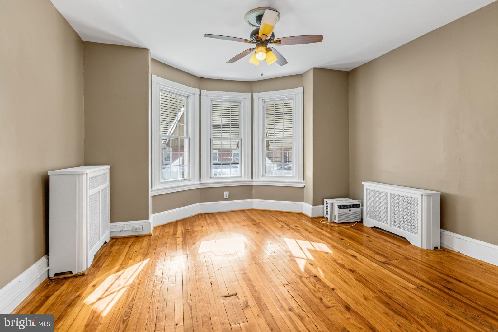 426 Martin Street, Unit 2 Philadelphia, PA 19128 - Photo 2 of 23