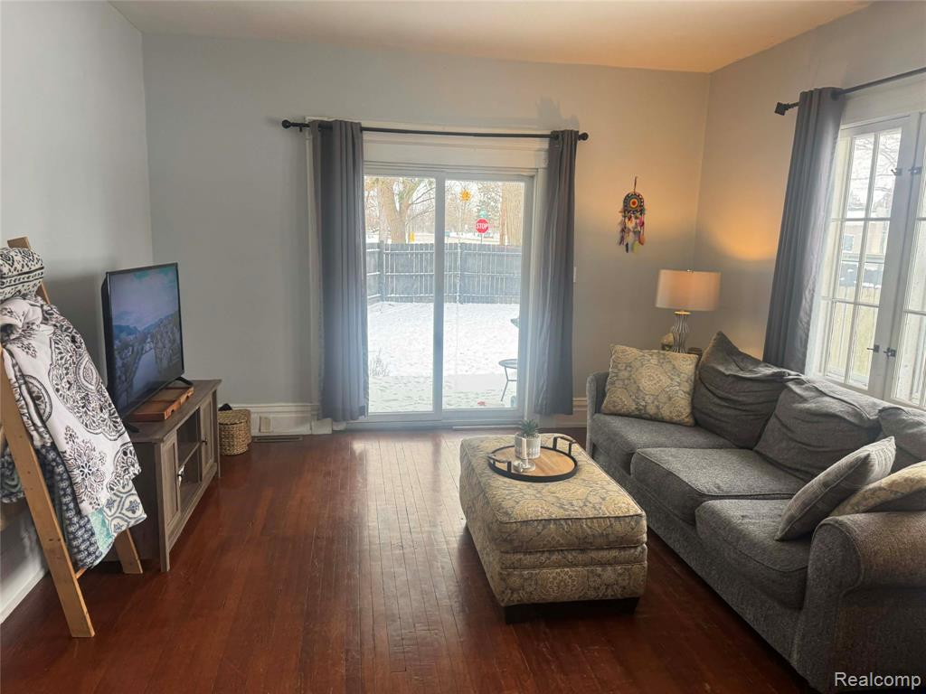 200 North Tuscola Road Bay City, MI 48708 - Photo 11 of 17 Gallery Image 11