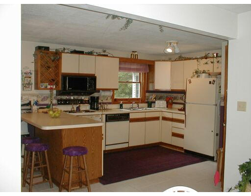 39 Winding Cove Road Ashburnham, MA 01430 - Photo 3 of 7
