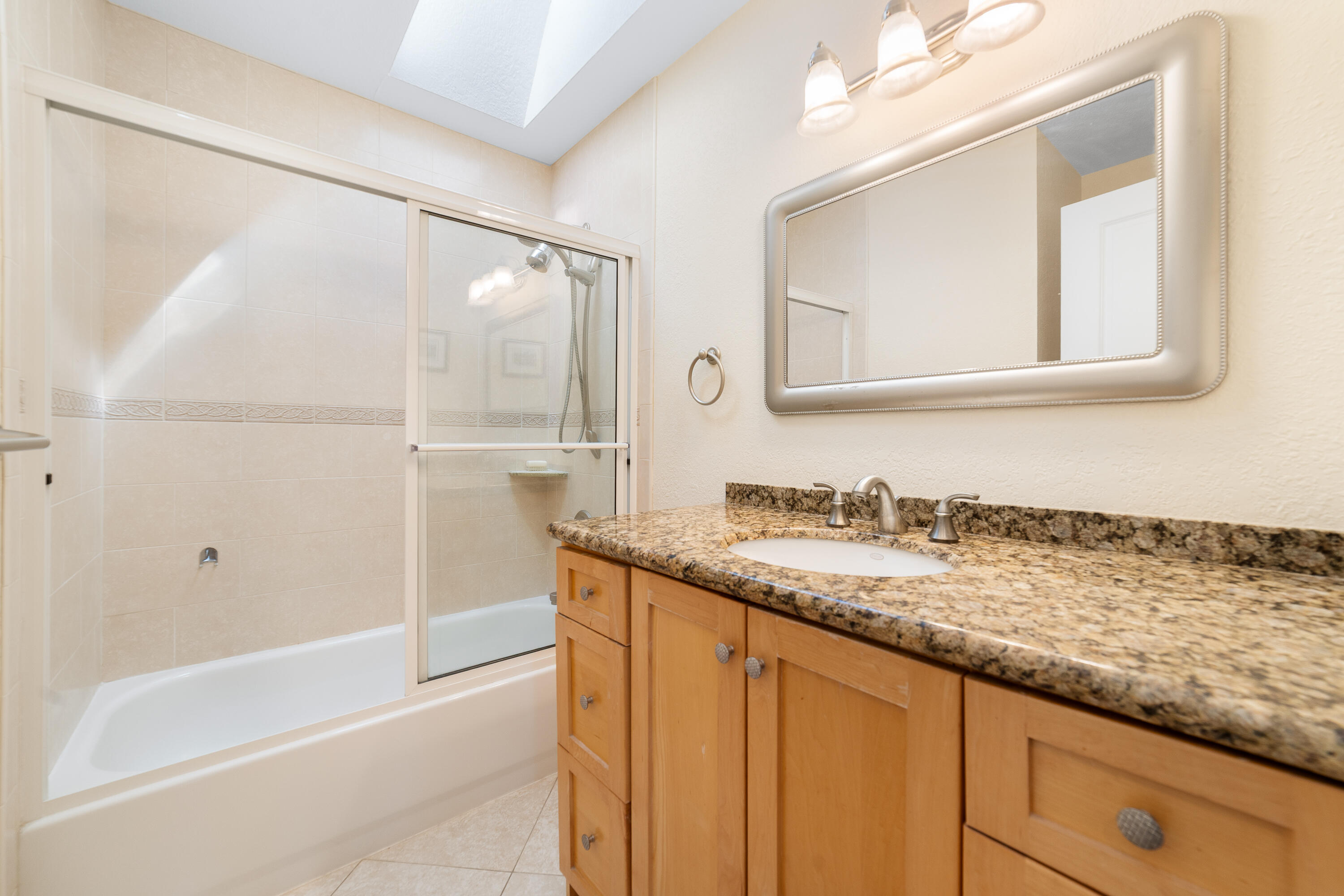 5608 Amersham Way Boca Raton, FL 33486 - Photo 29 of 48 DSC07419