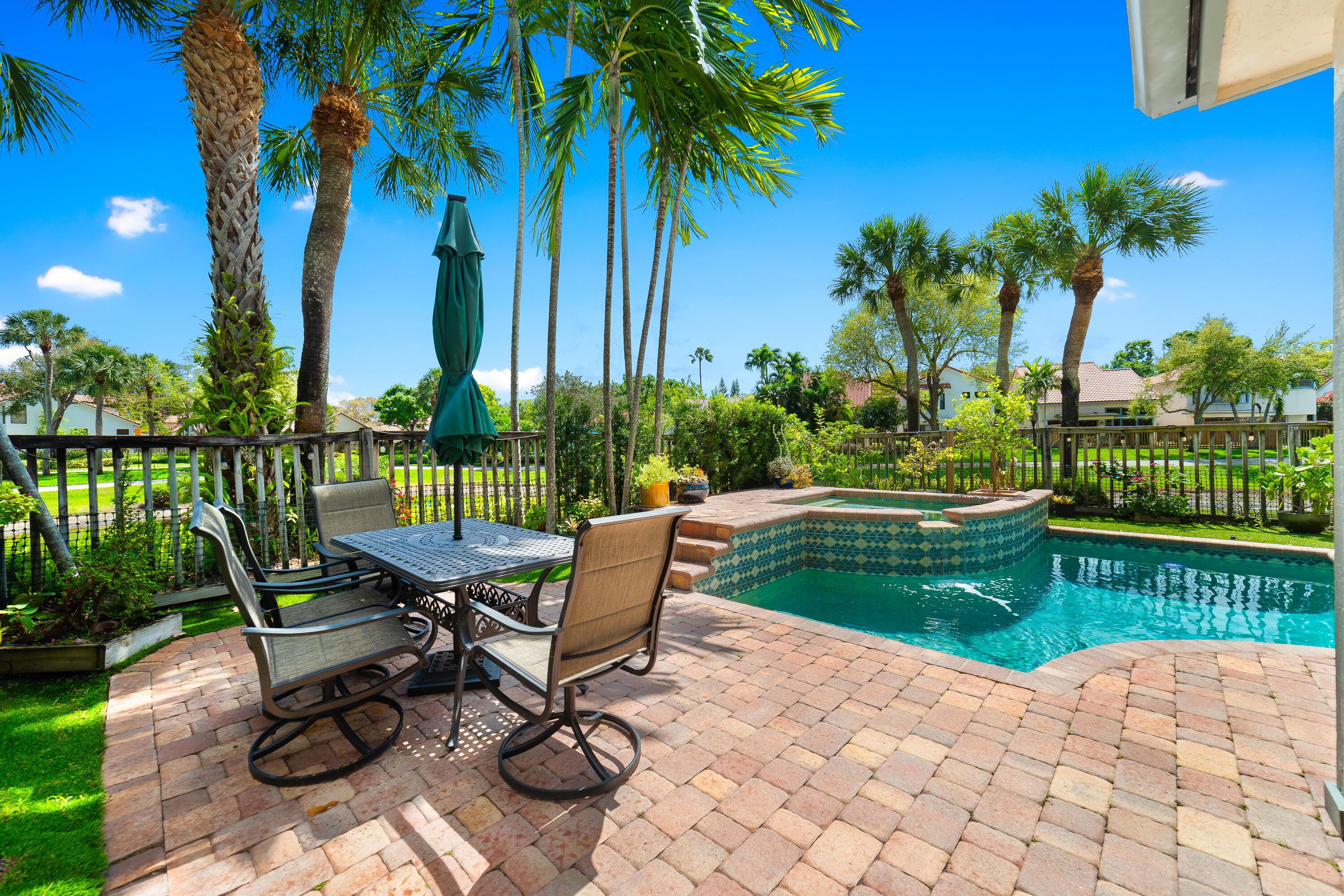 5608 Amersham Way Boca Raton, FL 33486 - Photo 39 of 48 DSC08424