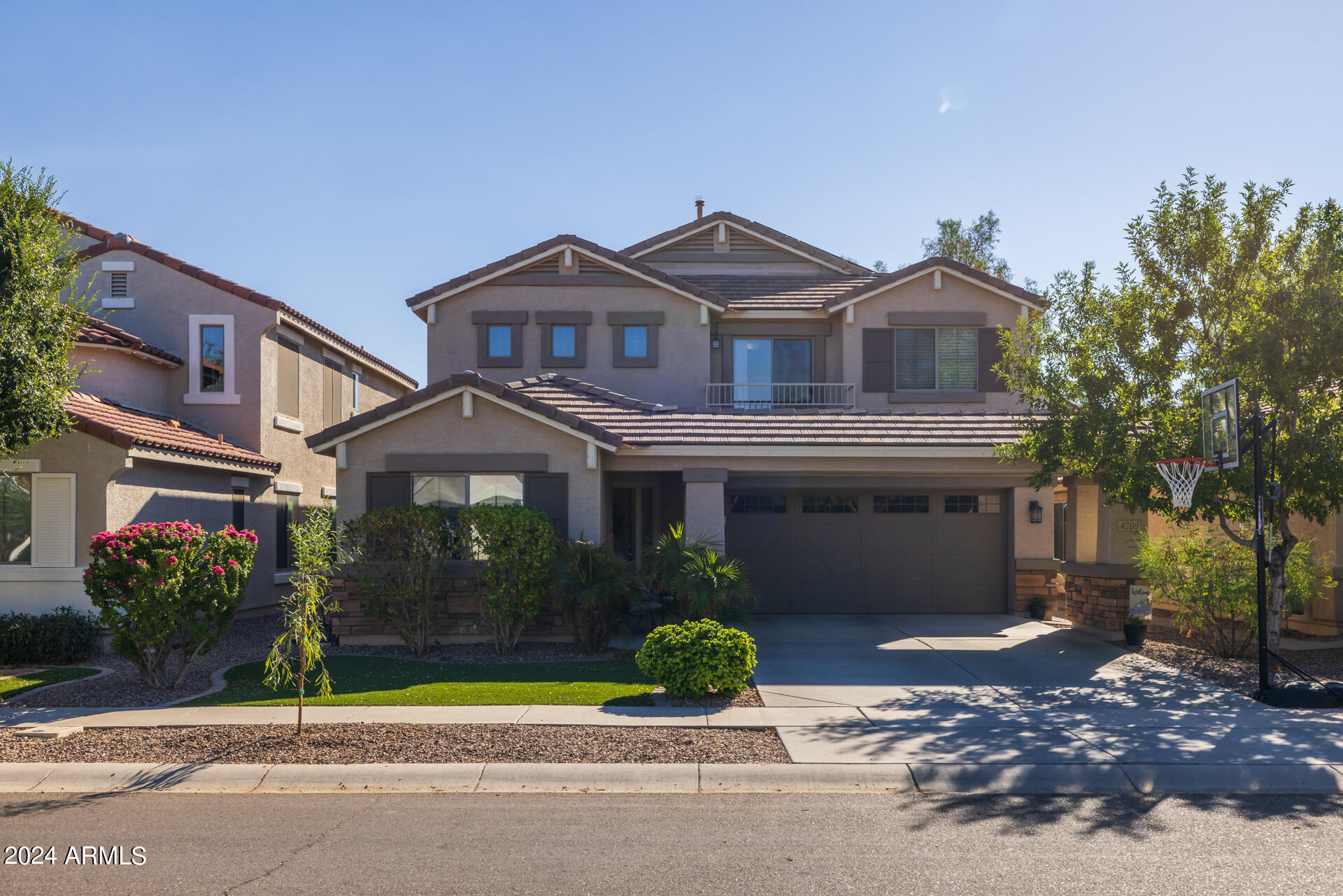 4209 East Bonanza Road Gilbert, AZ 85297 - Photo 35 of 48 37)WELCOME HOME