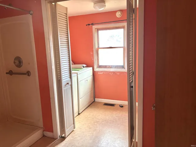 $79,900 | 701 North Claypool Road, Muncie, IN 47303