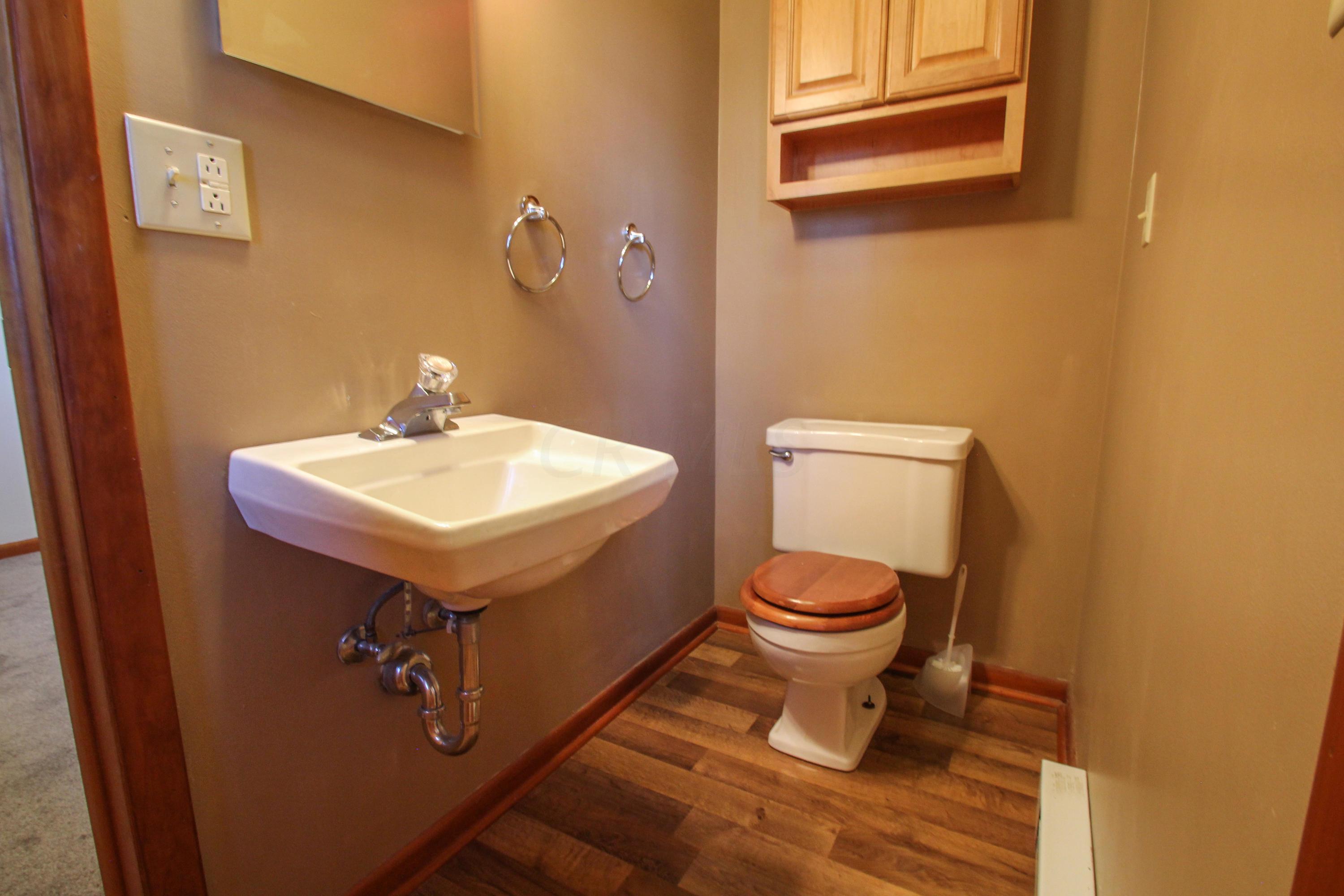 6990 Lancaster-Circleville Road Southwest Lancaster, OH 43130 - Photo 28 of 37