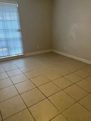 $40,000 | 12500 Sandpiper Drive, Unit 195, Houston, TX 77035