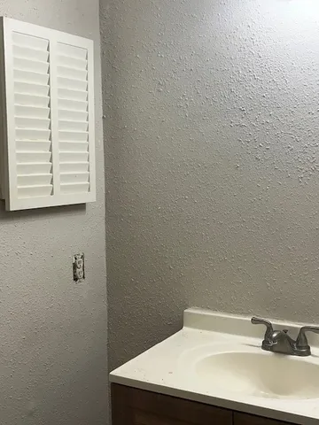 $40,000 | 12500 Sandpiper Drive, Unit 195, Houston, TX 77035