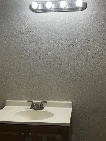 $40,000 | 12500 Sandpiper Drive, Unit 195, Houston, TX 77035