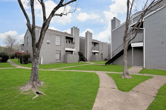 $40,000 | 12500 Sandpiper Drive, Unit 195, Houston, TX 77035