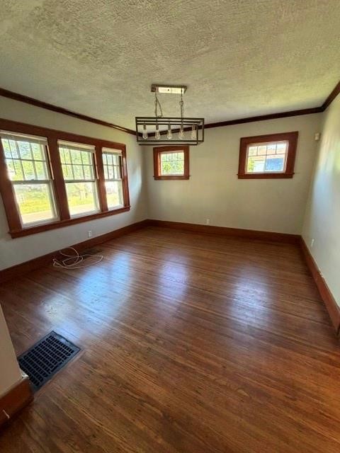 144 Devon Road Rochester, NY 14619 - Photo 7 of 20 Gallery Image 7