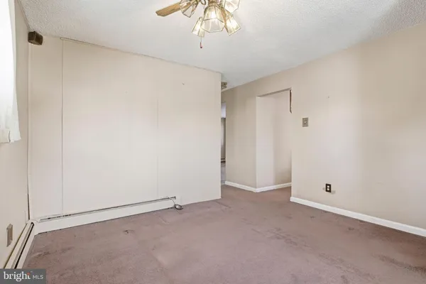 $285,000 | 2704 Quaint Street, Secane, PA 19018