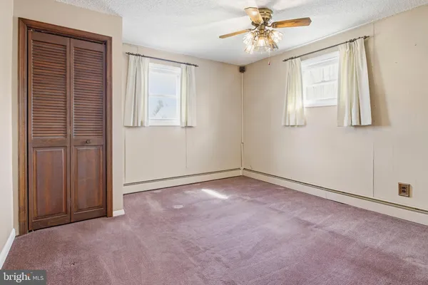 $285,000 | 2704 Quaint Street, Secane, PA 19018