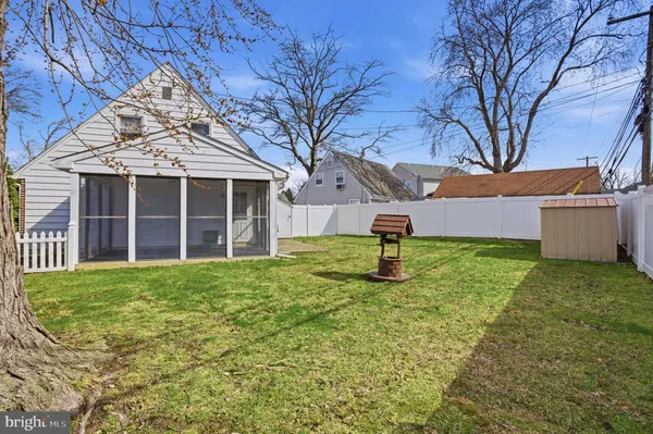 $285,000 | 2704 Quaint Street, Secane, PA 19018