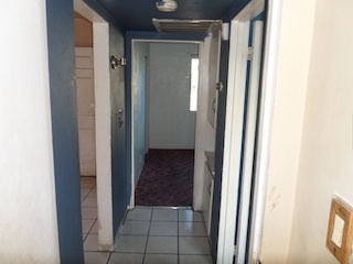 1827 East Cheery Lynn Road Phoenix, AZ 85016 - Photo 8 of 14 Walk way