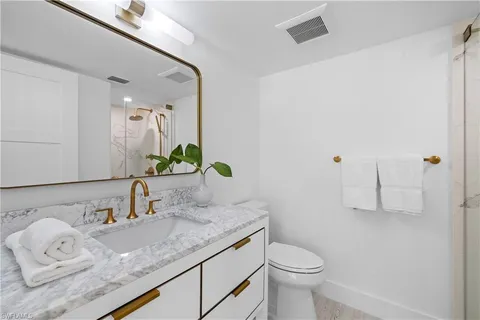 $575,000 | 614 Broad Avenue South, Naples, FL 34102