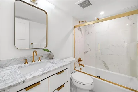 $575,000 | 614 Broad Avenue South, Naples, FL 34102