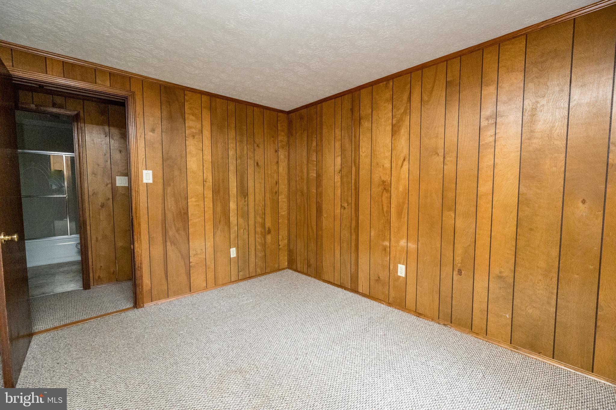 422 Underwood Road Oakland, MD 21550 - Photo 11 of 45 Bedroom 1