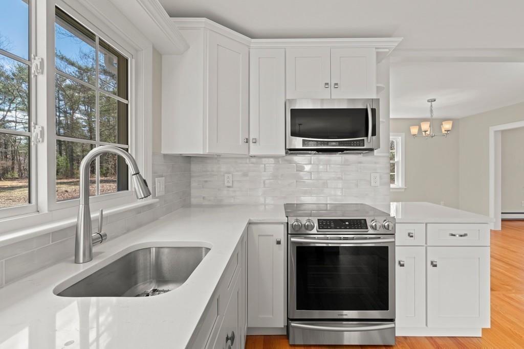 157 Tilden Road Marshfield, MA 02050 - Photo 9 of 28 Gallery Image 9