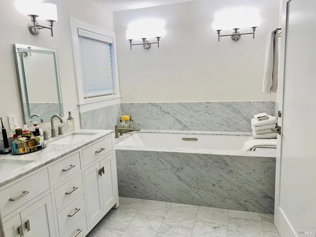 $4,800 | 1959 Dowling Court, Santa Rosa, CA 95404